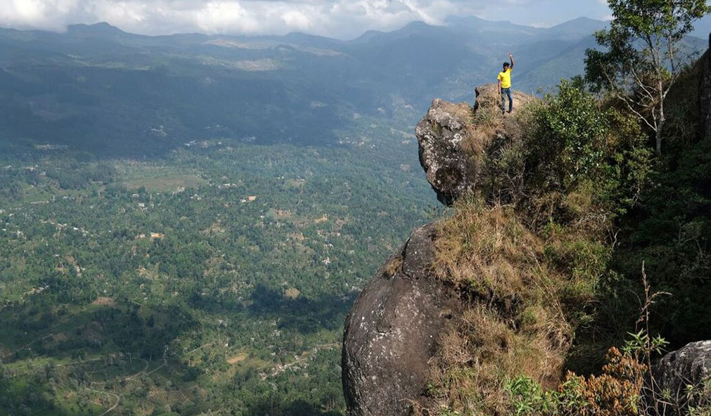 For those seeking a mildly challenging hike, Peacock Hill is a must-visit. Rising over 1,500 meters above sea level, the 1.5 km trail winds through a scenic pine forest, leading to breathtaking panoramic views. From the summit, you can see towns, mountains, waterfalls, and reservoirs, making it one of Sri Lanka’s most visually rewarding hikes. Best visited between October and April, this hidden gem remains popular among locals but is still off the radar for many foreign travelers.